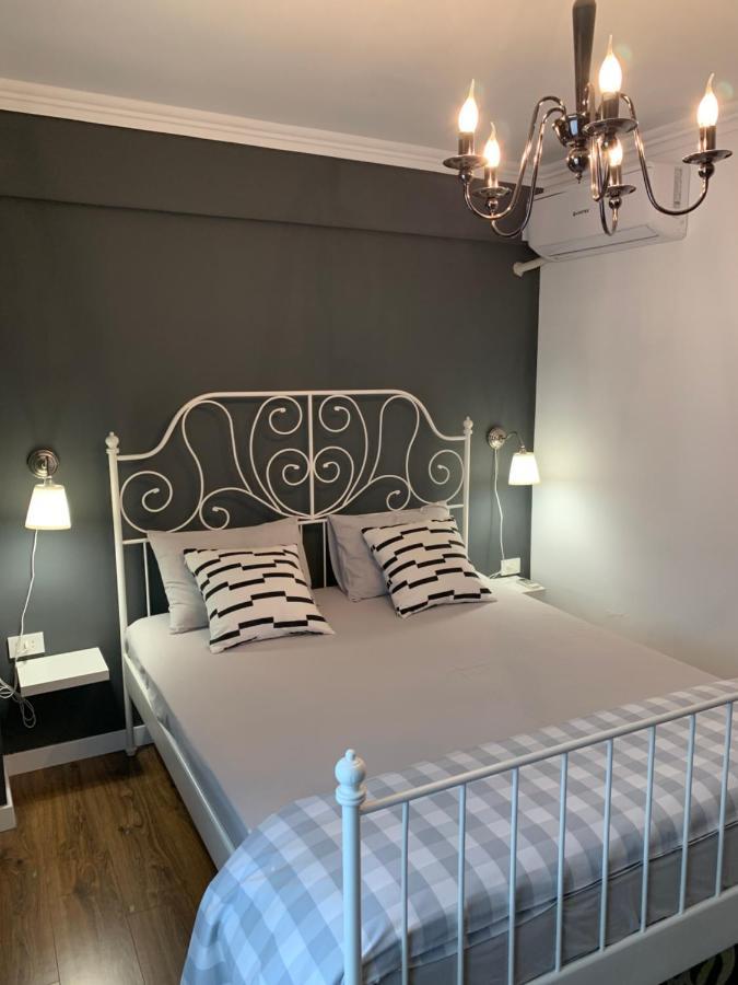 Aparthotel Claudia -Self Check-In Braila Bagian luar foto